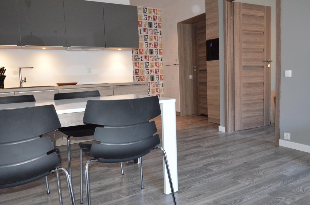 Apartament 303 Z Garazem Osiedle Polanki Kołobrzeg Δωμάτιο φωτογραφία